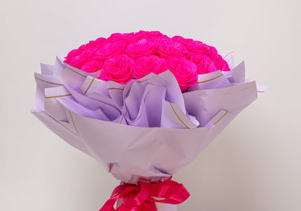 Buchet Gigant "Pink Orchid" cu 69 Trandafiri și Sclipici
